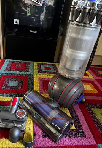 Dyson ball animal upright - dyson,
